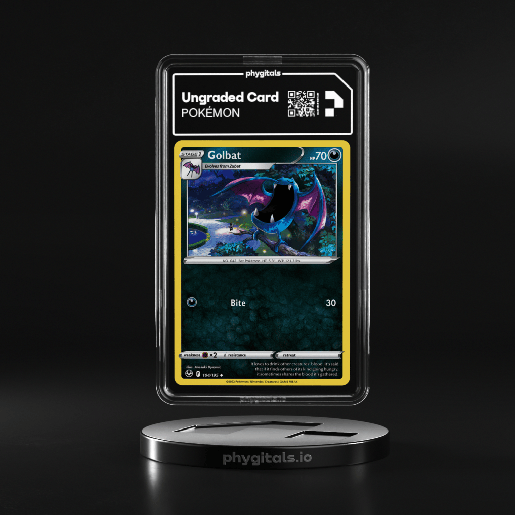 2022 Golbat Silver Tempest #104 - Main Image